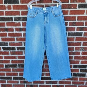 Princess Polly Light Wash Jeans With Rhinestone Details Size 6